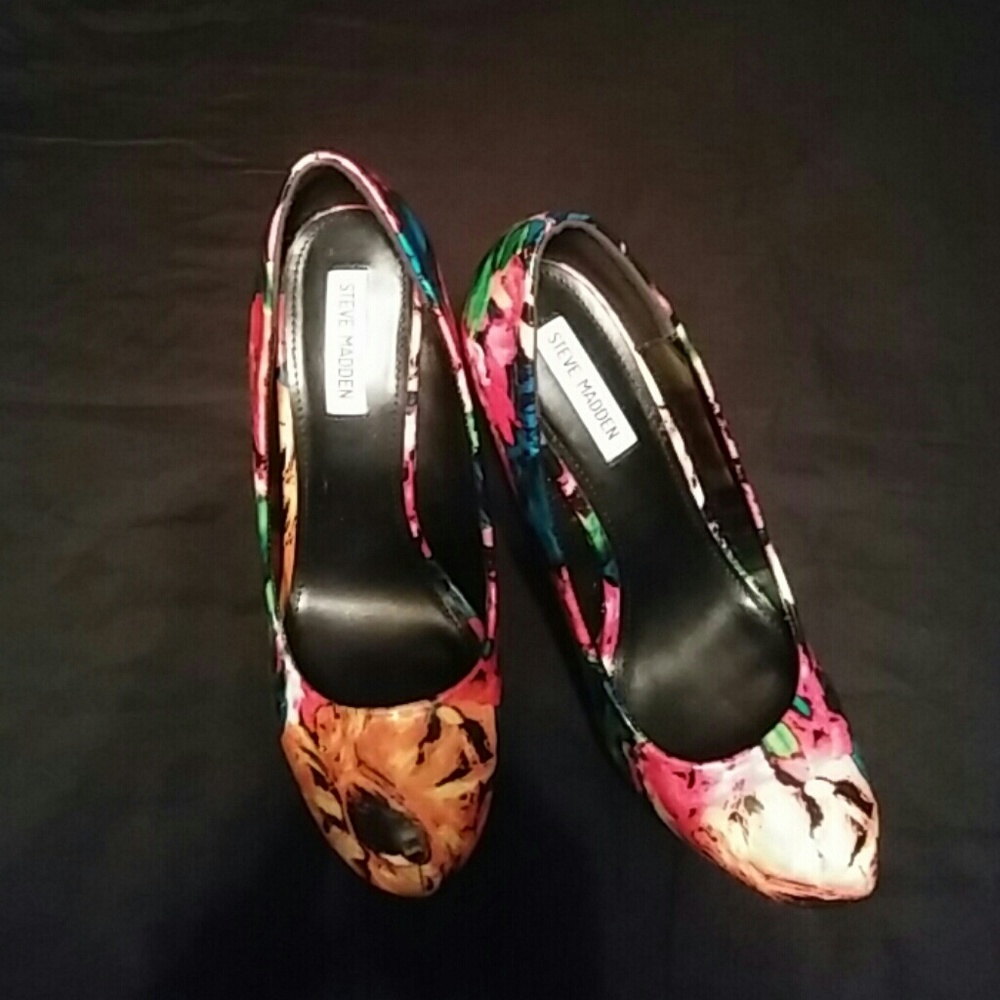 Steve Madden - Ressa Pumps